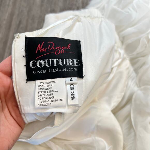 Mac Duggal Couture White High-Low Beaded Ruffle Feathers Prom Dress Gown (Sz 4) - Picture 6 of 16